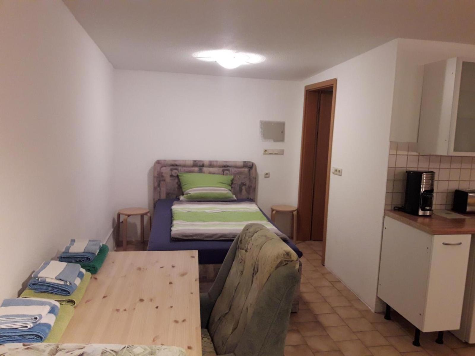 Kleine Ferienwohnung Am Stadtrand Von Leipzig Exteriör bild