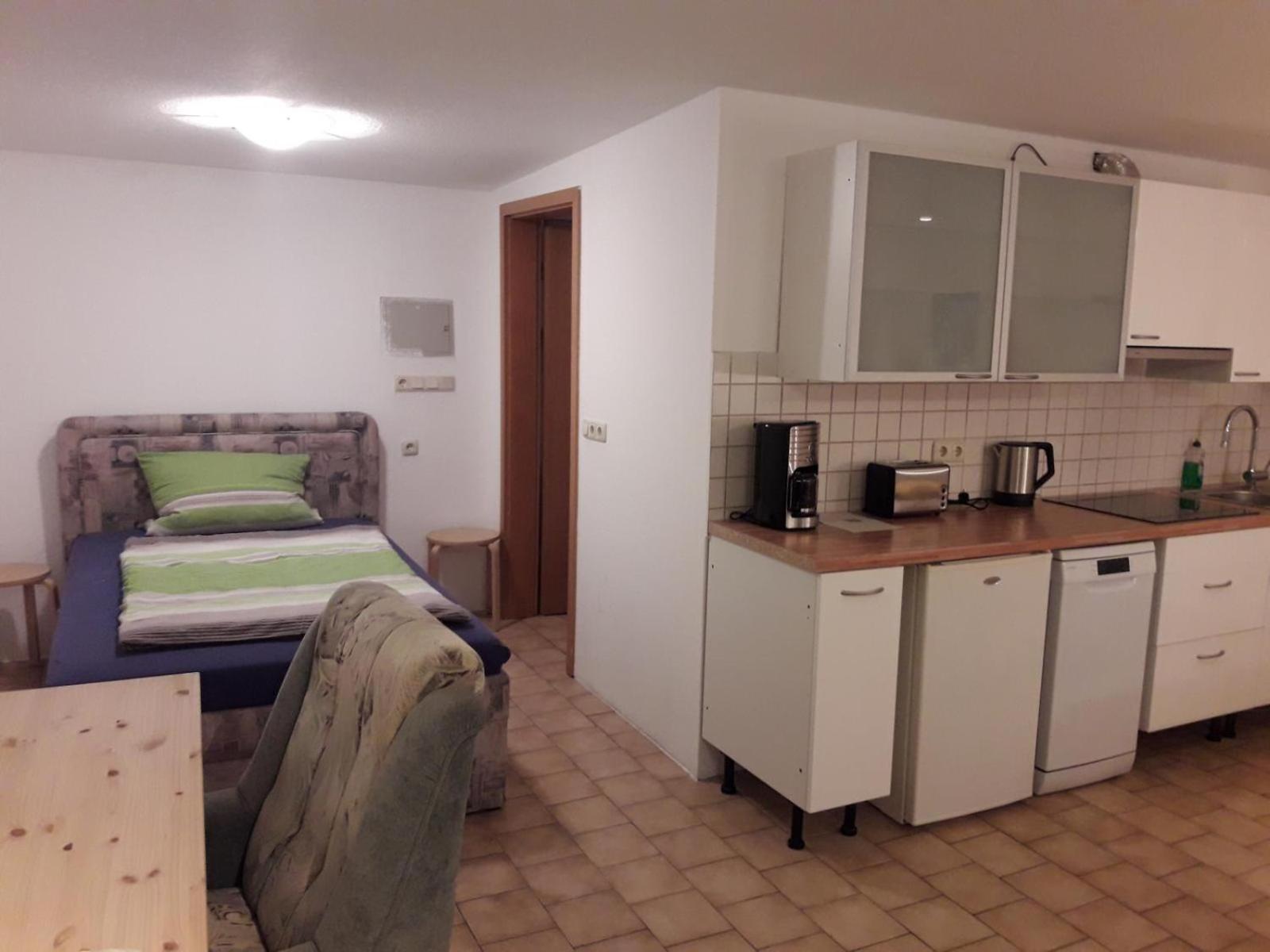 Kleine Ferienwohnung Am Stadtrand Von Leipzig Exteriör bild